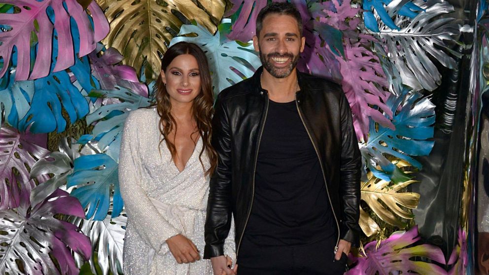 ¡Las vacaciones del Pollo Álvarez y Tefi Russo!