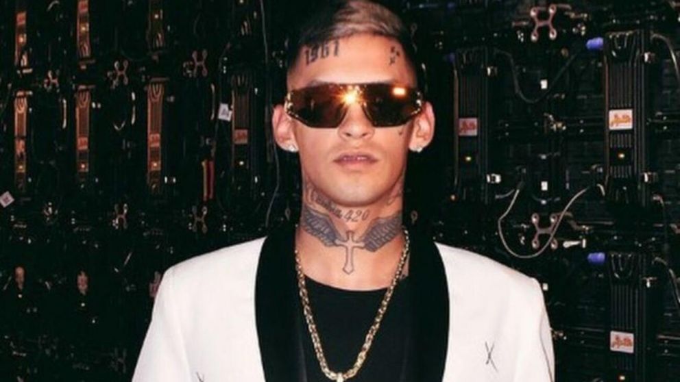 ¿Cuál fue la reacción de L-Gante ante la aparición de su padre ausente?