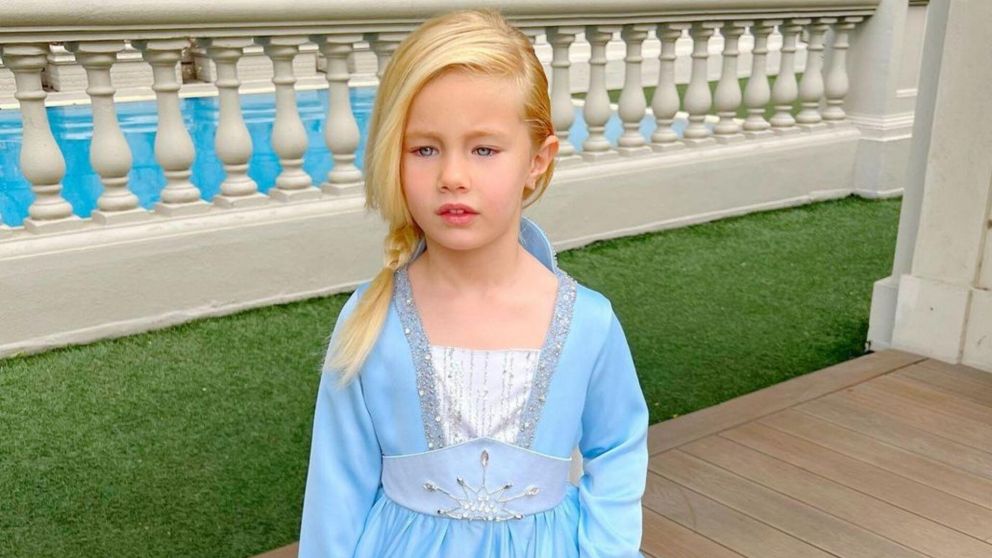 Matilda Salazar, como la princesa Elsa de "Frozen".