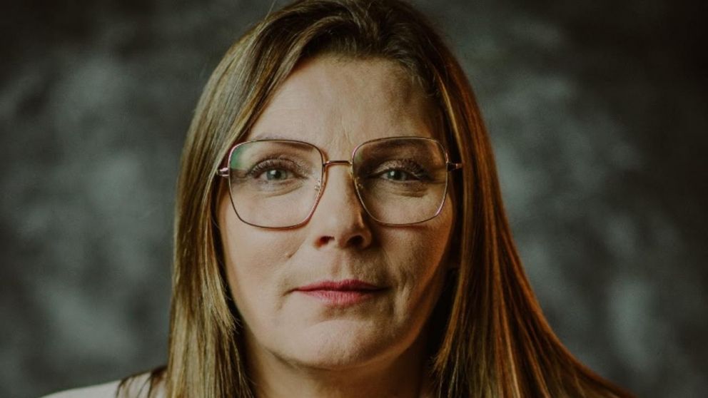 "Guía Astrológica 2022", el séptimo libro de Lourdes Ferro.