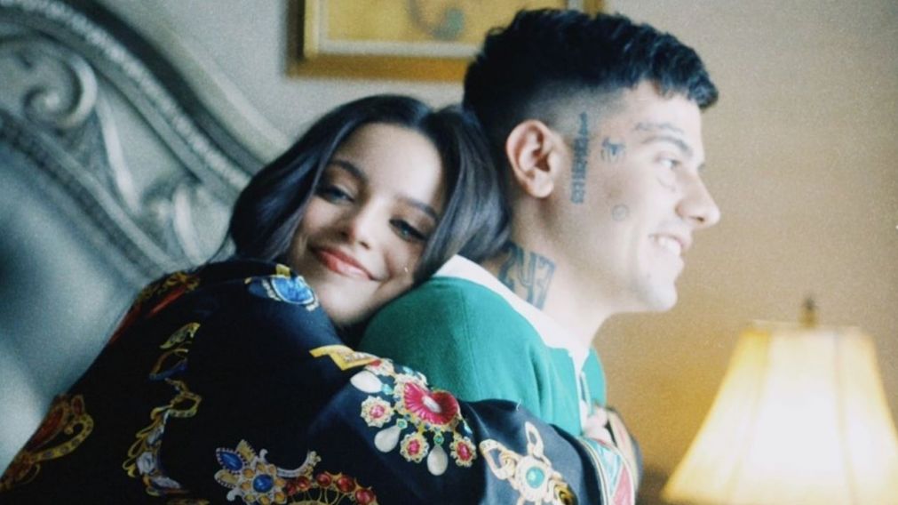 Emilia Mernes y Duki blanquearon su amor y enternecieron las redes.
