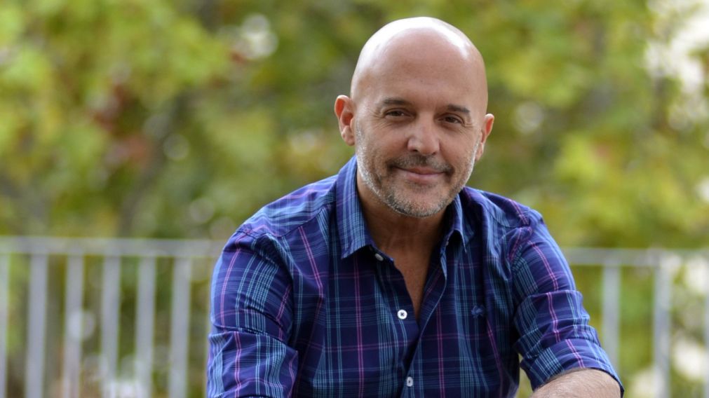 El Pelado López disfruta de su presente con televisión, radio y teatro.