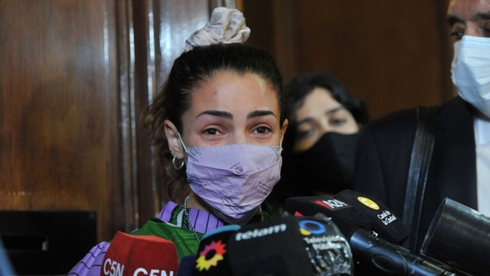 "Hoy vine y me saqué esta mochila que se la dejo a la Justicia", declaró Thelma Fardin.
