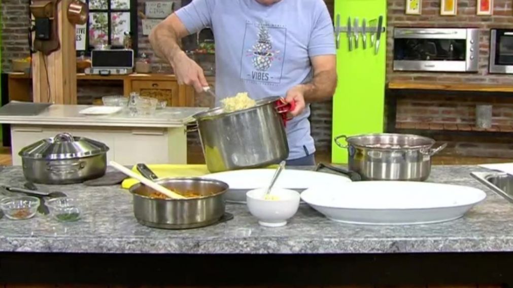 Un reconocido chef pegó el portazo de su programa de televisión.