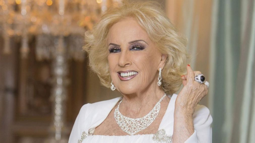 Mirtha Legrand recibió una gran ovación cuando fue a votar.