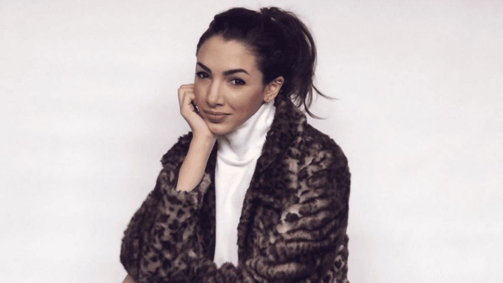 Thelma Fardin, enamorada.