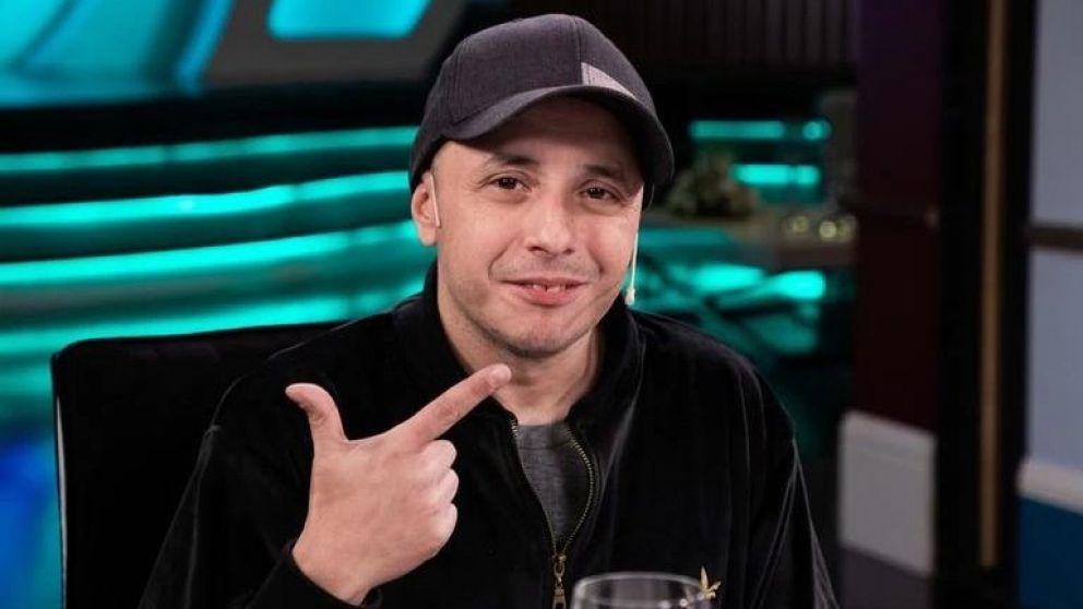 El músico se solidarizó con una joven hipoacústica.