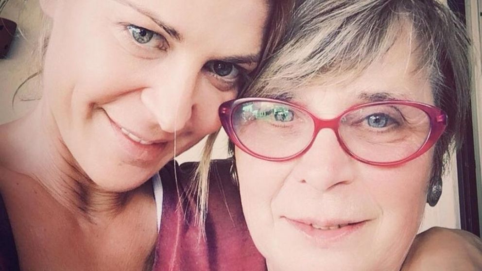 La actriz contó cómo transita la muerte de su mamá.