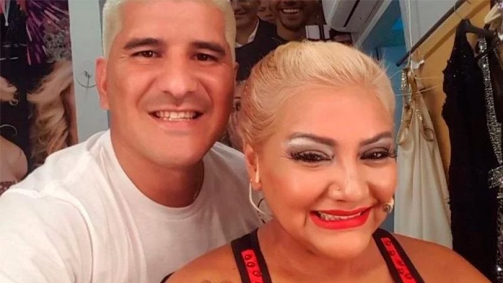 La cantante se mostró arrepentida y le pidió perdón a su ex novio.