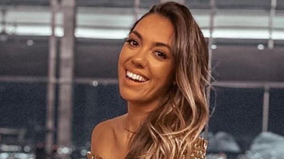 La modelo calentó las redes con su sensual video.