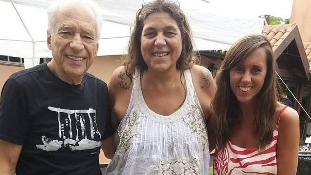 La hija del doctor habl� de la llegada de un hermanito.