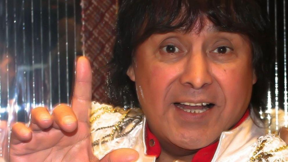 El artista confesó que ya se dio la primera dosis contra el coronavirus.