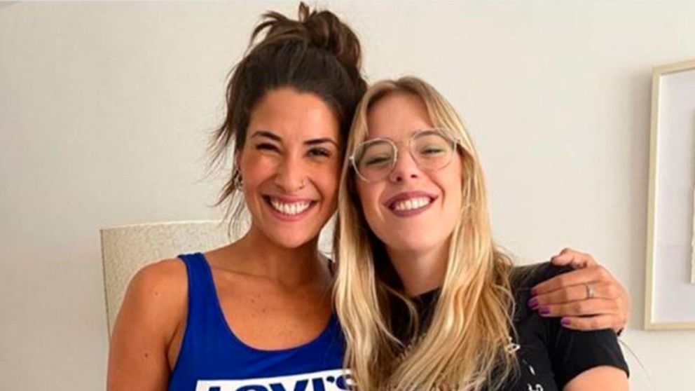 Las influencers protagonizaron un incómodo momento en las redes.
