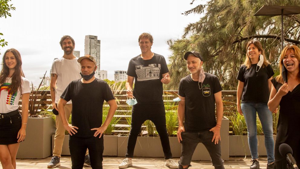 Hay equipo. Los conductores más populares de la Metro tienen nueva casa.