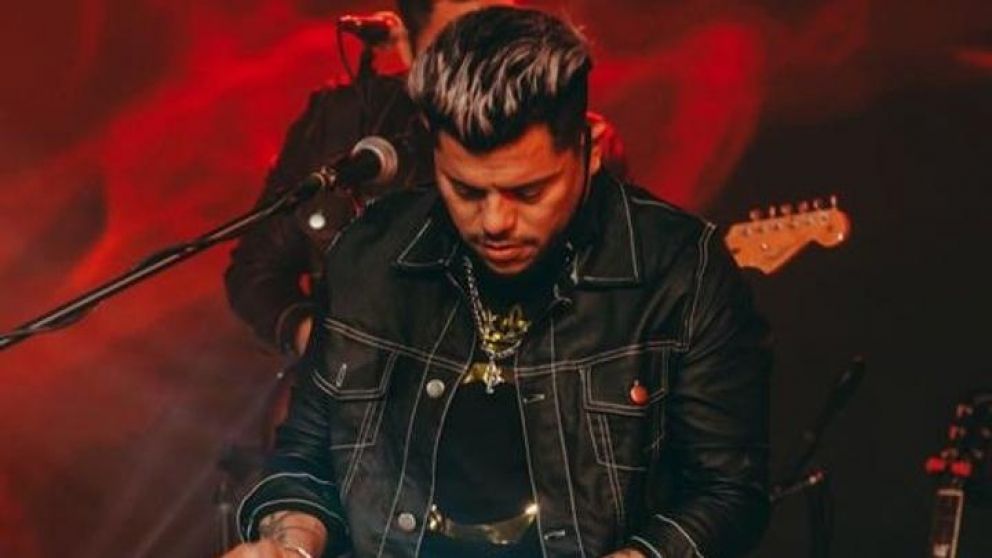 El pianista de la banda "El Cheto" de cuarteto fue acusado de violencia de género.