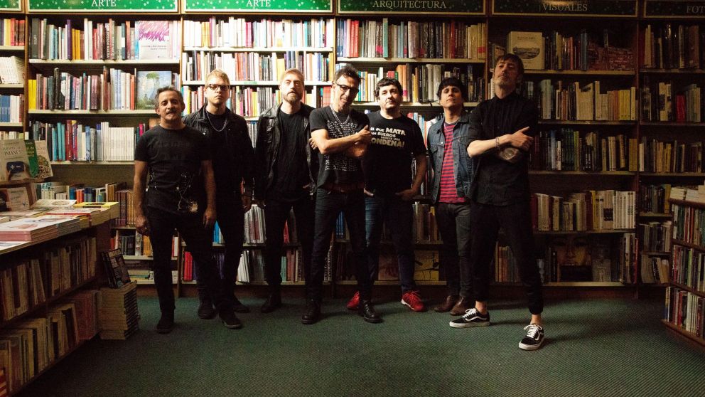 La Franela estrenó single y video de "Súper héroes".