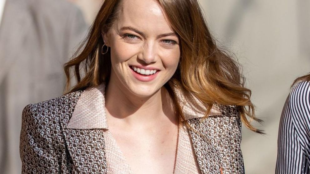 Emma Stone se encuentra a la espera de su primer hijo.