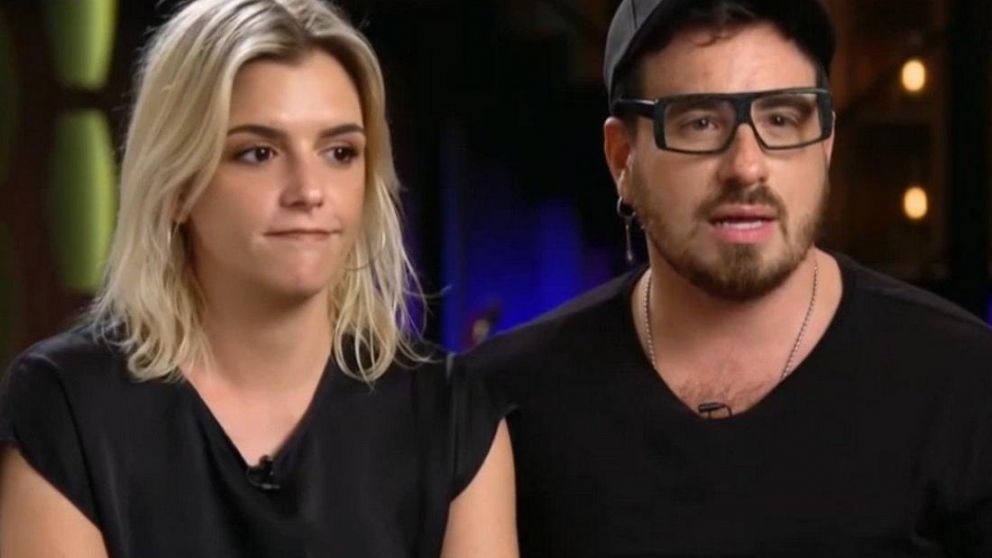 El actor y su novia discutieron públicamente después del escándalo con la pool party.