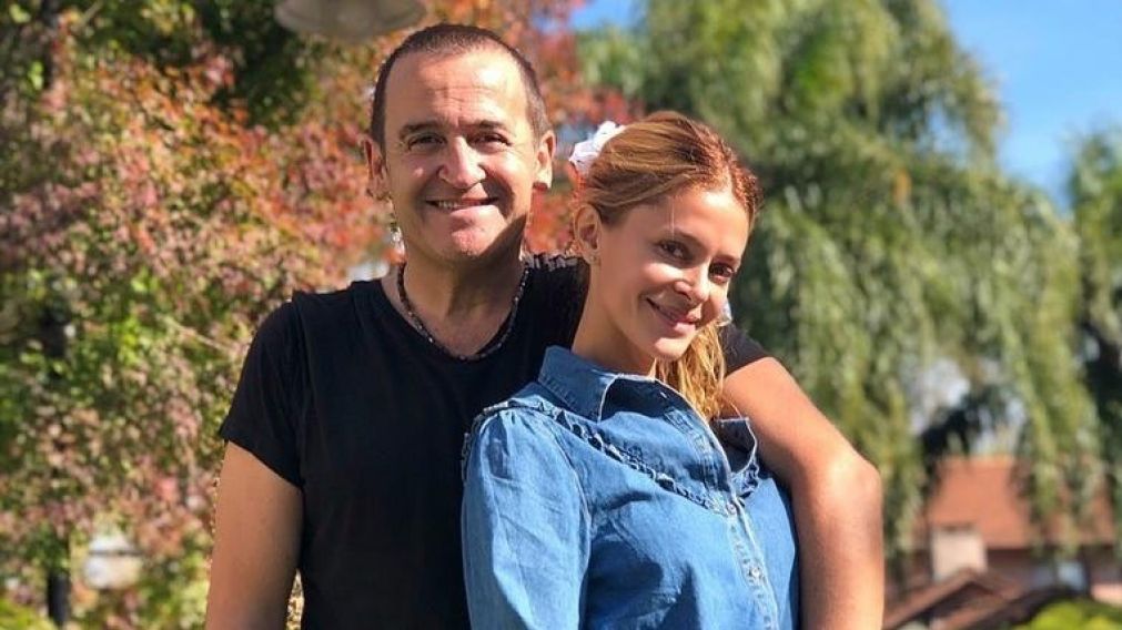 El comediante y la bailarina se radicar�n en el pa�s vecino.