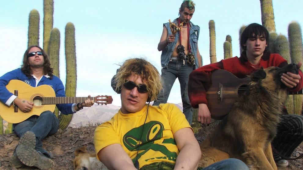 Intoxicados lanza su primer disco en vivo: "Otra noche en la luna" Episodio I.