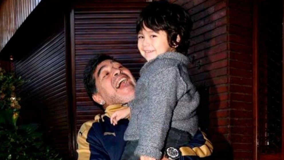 El ex futbolista y su hijo menor se reencontraron después de su operación