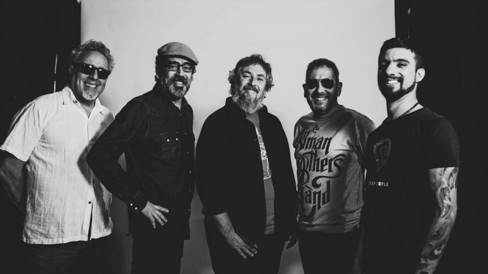 La Mississippi presenta su nuevo EP, "Adentro".