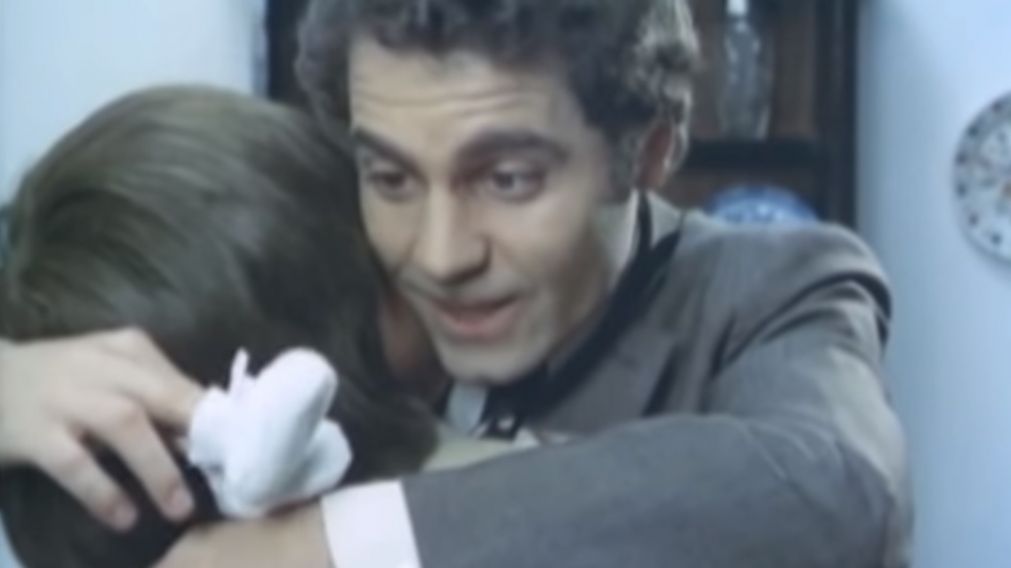 El recuerdo de Hugo Arana: los escarpines, el abrazo y esa buena noticia que emocionó