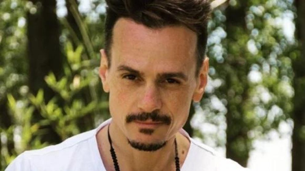 El modelo, preocupado.