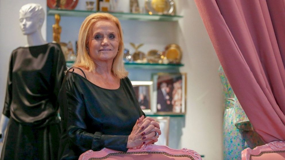 Los allegados de Elsa Serrano la despidieron en Pilar.