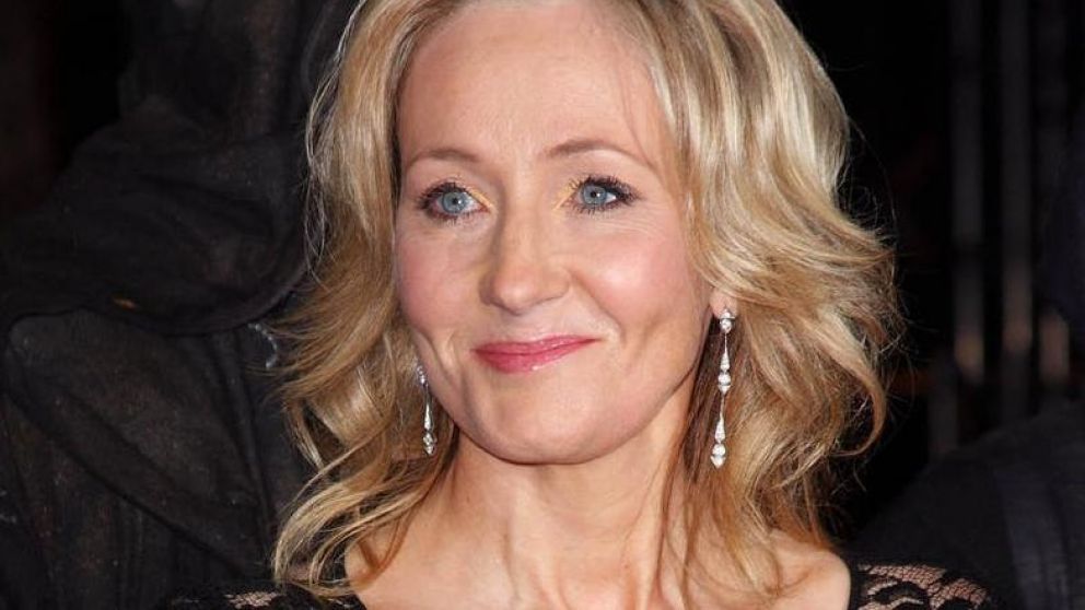 Nuevo escándalo con J.K Rowling.