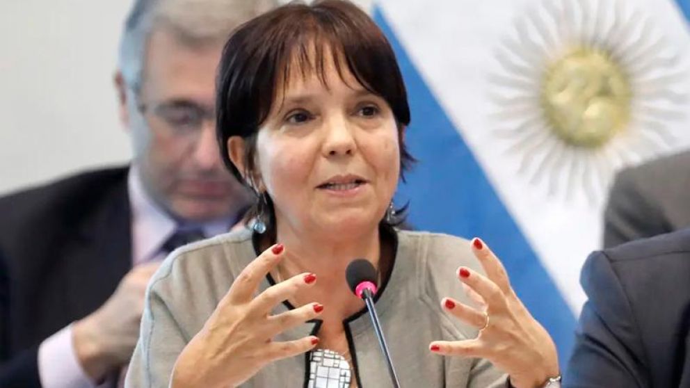 La economista desarrolló su punto de vista sobre la situación actual del país.