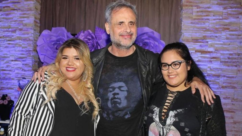 Jorge Rial se enojó con More y Rocío por no usar el tapabocas.
