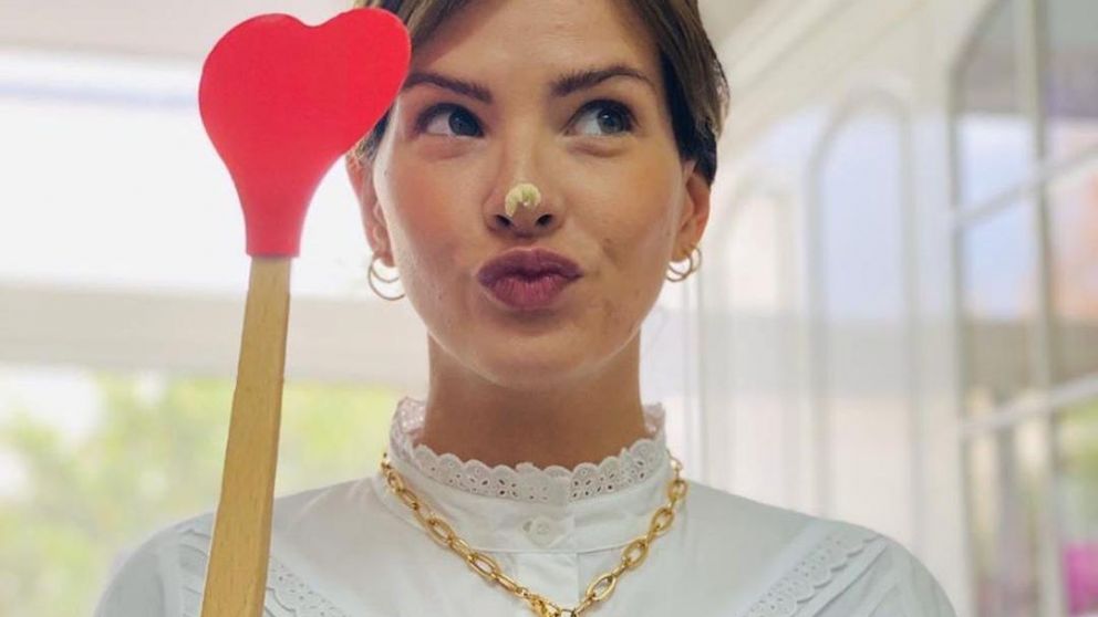 El extraño canje de la China Suárez.