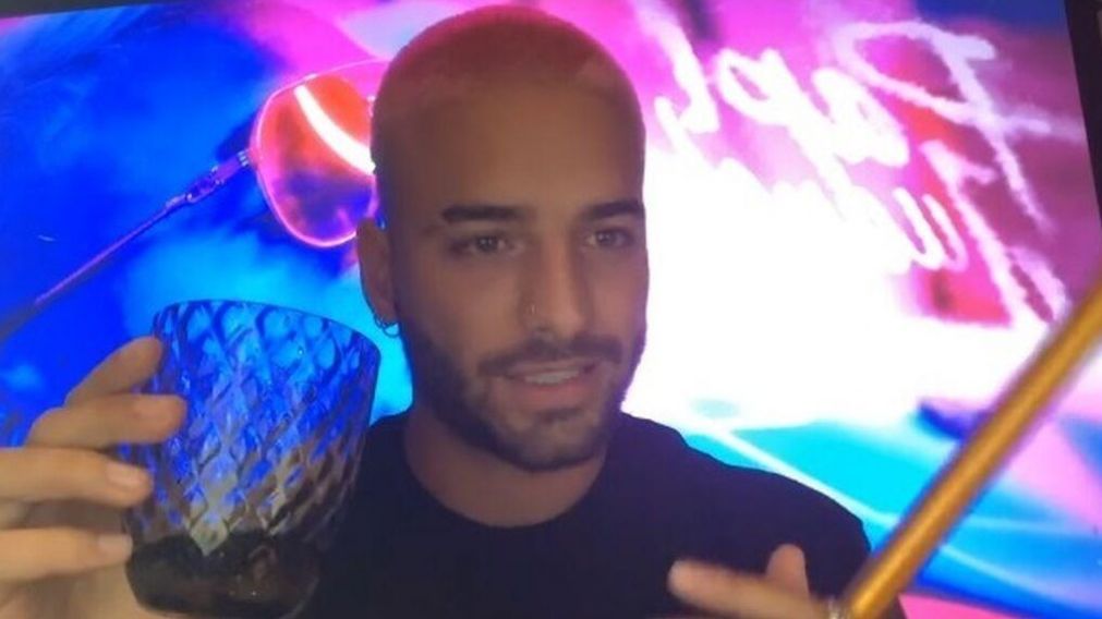 El artista sin pelos en la lengua.