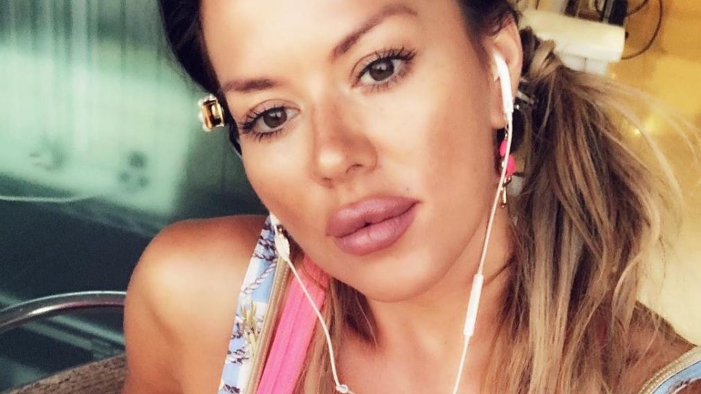 Las sensuales fotos de Karina Jelinek.