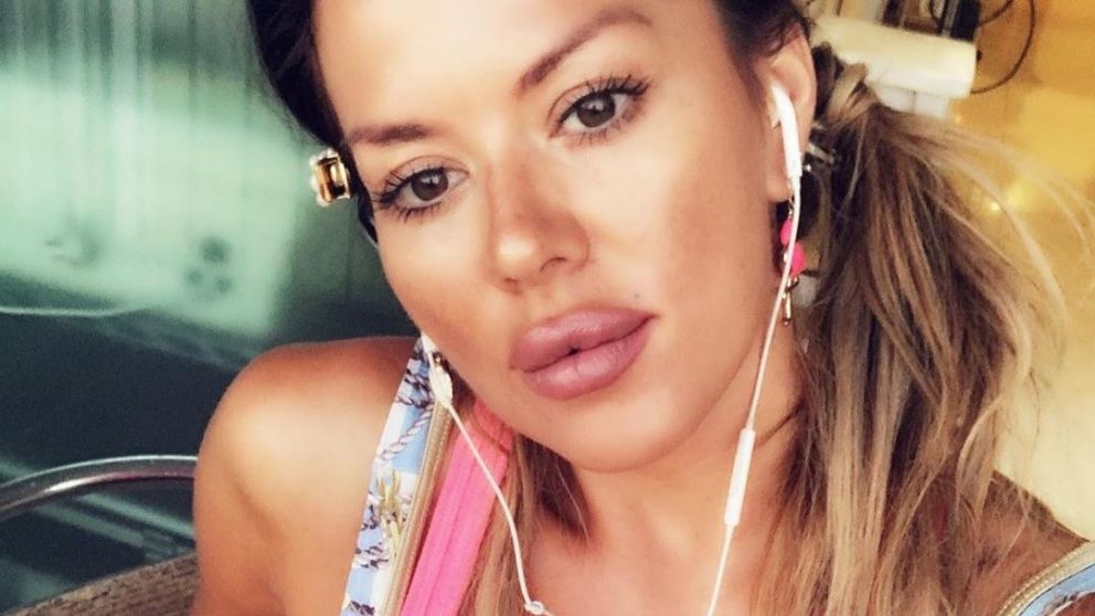 Las sensuales fotos de Karina Jelinek.