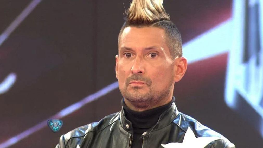 Su pareja acusó a la cantante de seducirlo.