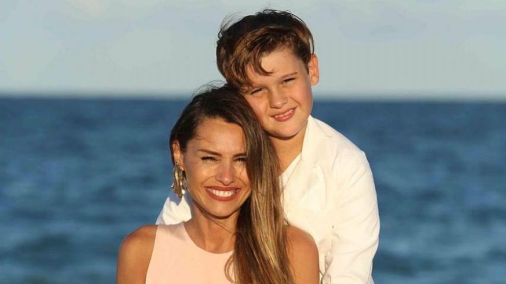 El hijo de Pampita y Benjamín Vicuña contó que lo hacen trabajar para ganar plata
