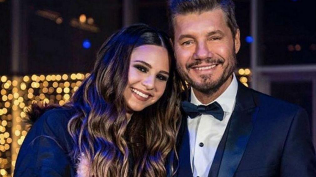 La joven comienza su carrera en televisión de la mano de su padre.