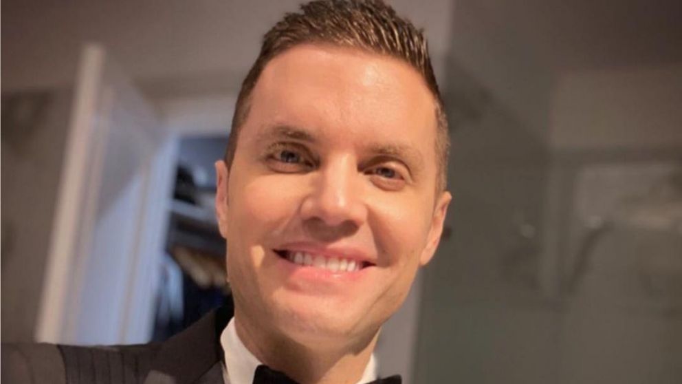 El virus llegó a la radio.