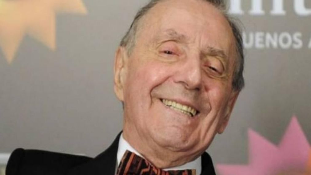 A los 83 años se recupera.
