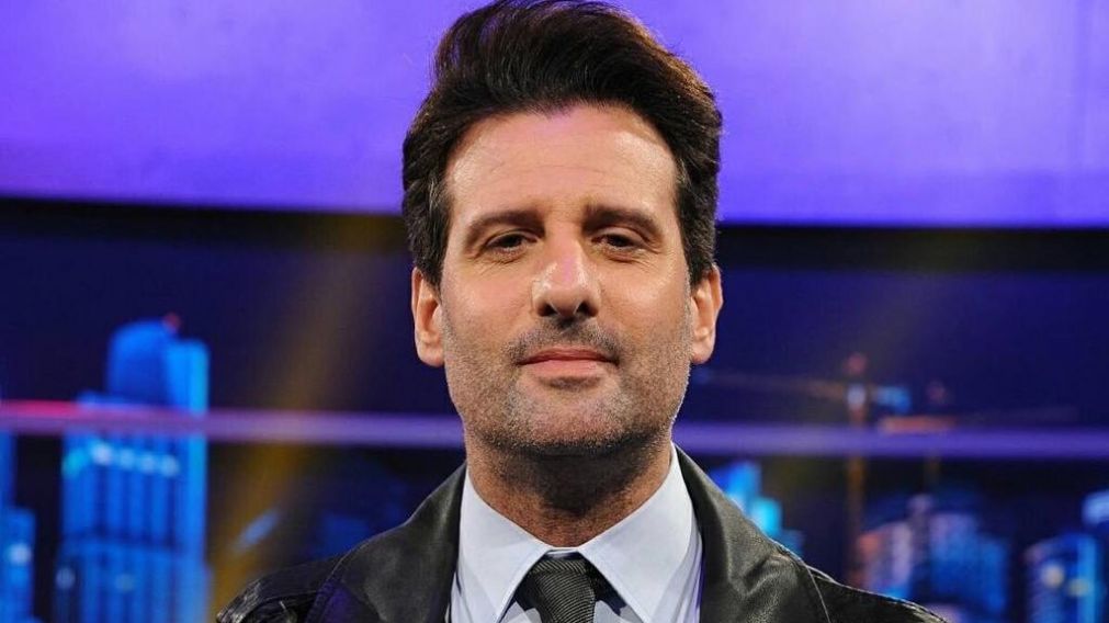 Una entrevista con el multifacético conductor y humorista.