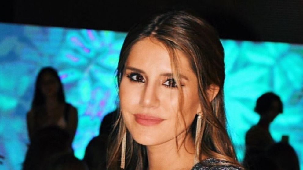 La empresaria saltó por su padre.