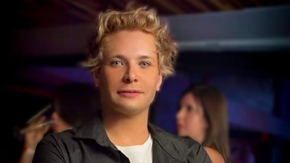 El peluquero disparó fuerte contra su ex.