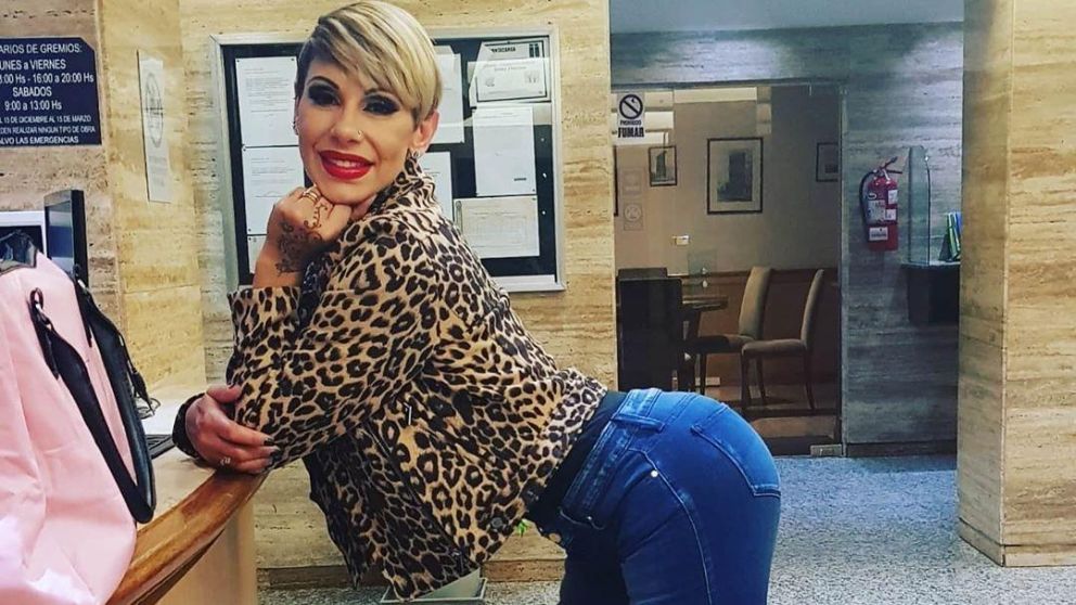Mónica Farro incendió la mañana