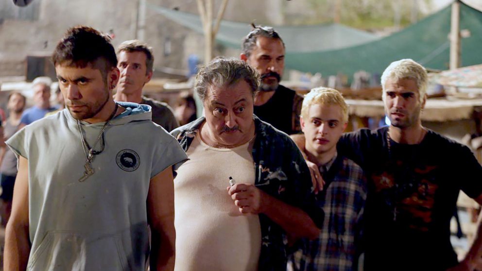 La ficción calienta motores.