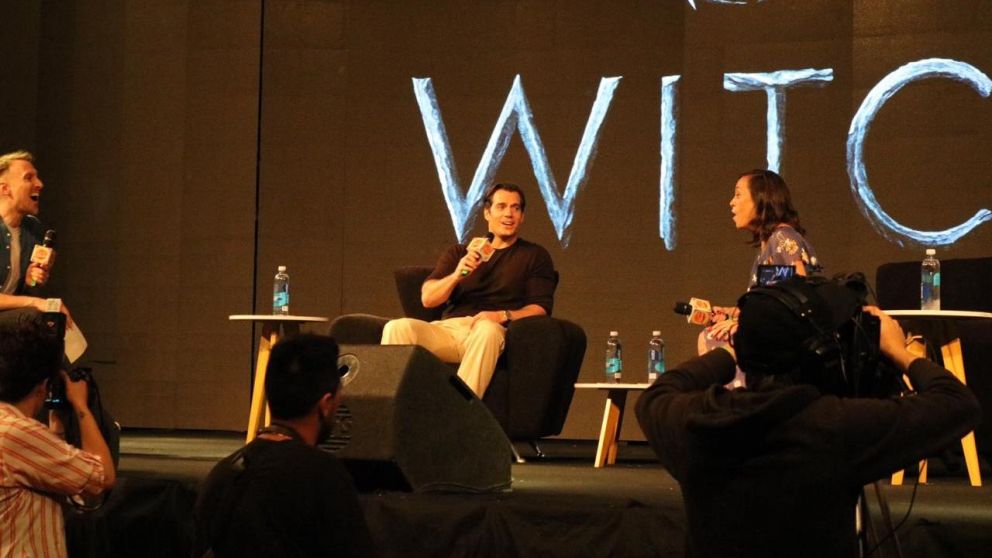 El actor de "Superman" vino a presentar la serie "The Witcher"