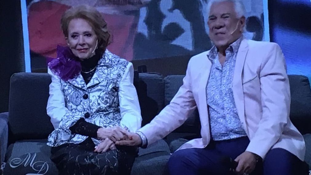 Con la visita de Raúl Lavié, Pinky regresó a la televisión con "Memorias Desordenadas".