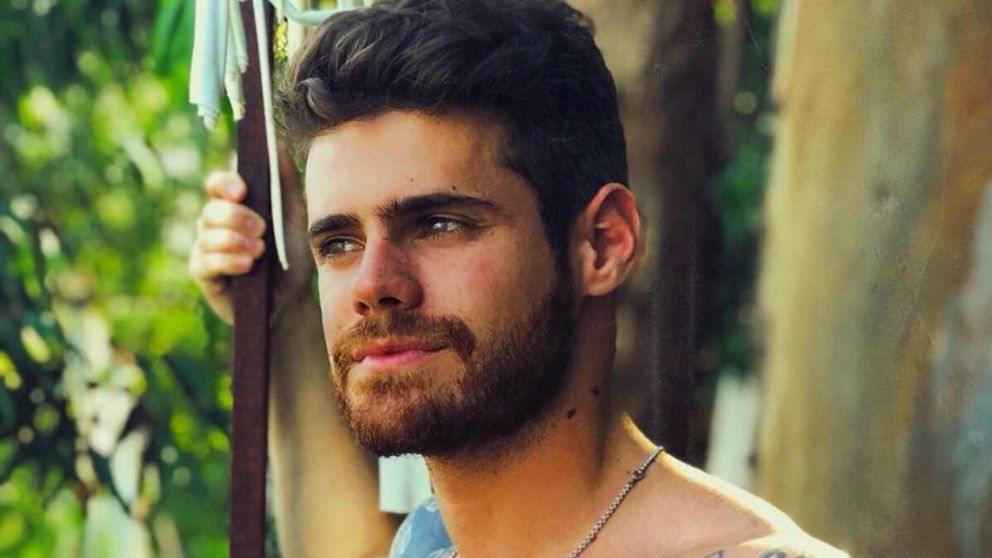 Gastón Soffritti protagonizó una jugada escena de sexo con otro hombre.