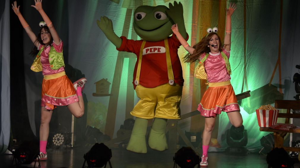 El show del Sapo Pepe y las Pepas a beneficio a la Fundación Olmos (Fernando Pérez Re/Crónica).